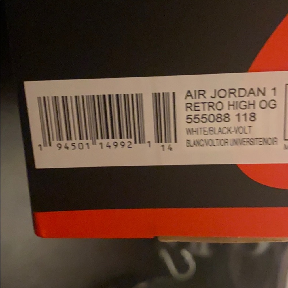 Jordan’s High 1’s -Volt Gold - Picture 6 of 6